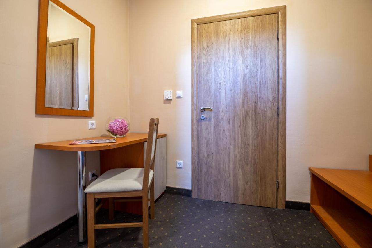 Hotel Luna Neum Kültér fotó