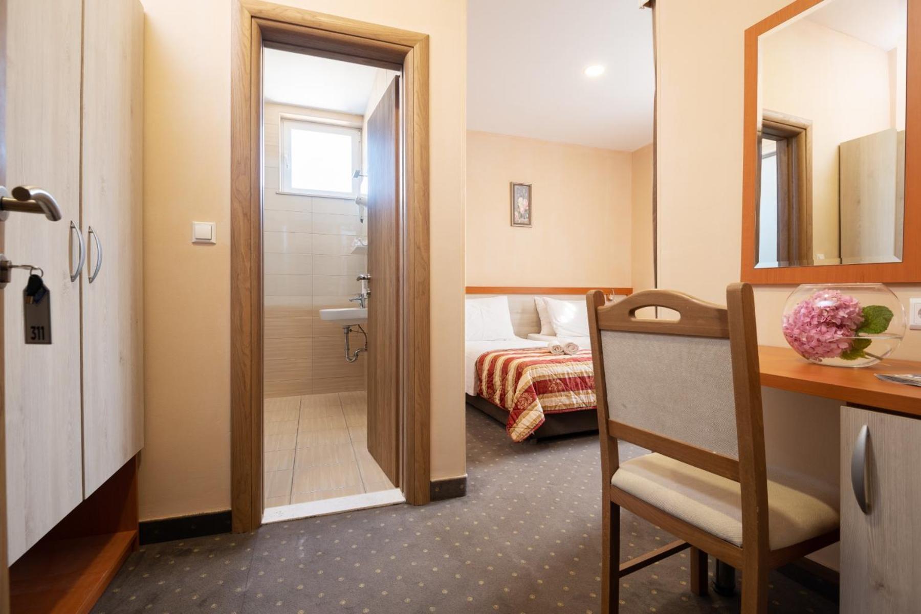 Hotel Luna Neum Szoba fotó